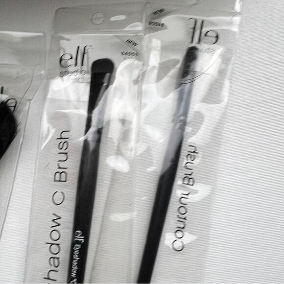 ELF Professional Makeup Beauty Eyeshadow Contour and Complexion Trio Brushes - Picture 14 of 14